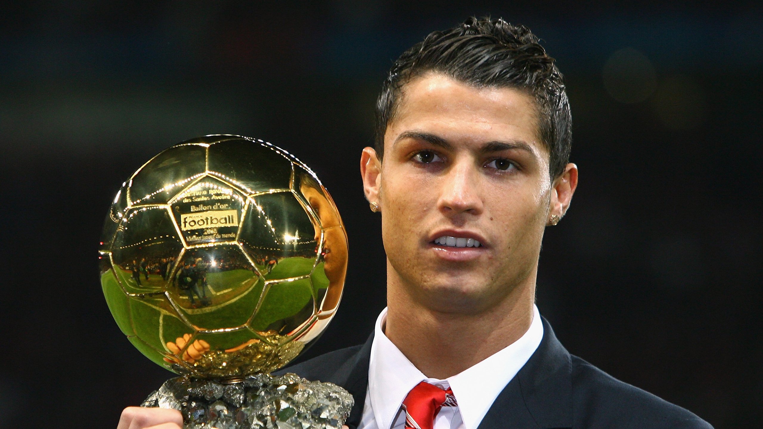 利雅得胜利球迷:C罗是我们的信仰!,利雅得青年足球俱乐部